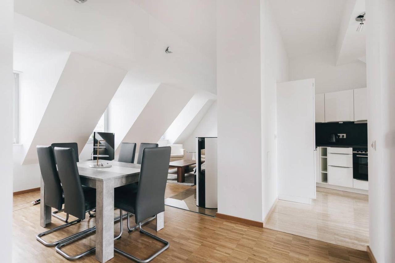 Dill Apartment Frauenkirchenblick เดรสเดน ภายนอก รูปภาพ